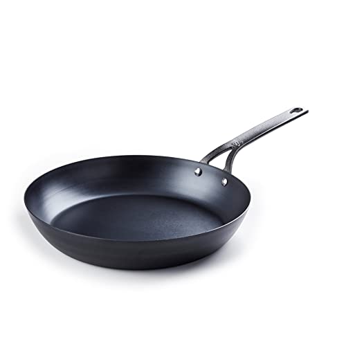 BK Black Steel - Sartén de acero al carbono (28 cm, apta para inducción, horno y parrilla, segura hasta 350 ºC, duradera y profesional), color negro