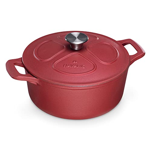 Navaris Cacerola de hierro fundido con tapa - Cazuela con asas para cocinar horno plancha - Olla cocotte redonda 24 CM - Marmita de 3.5 L - Rojo mate