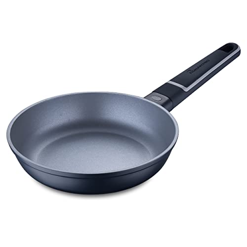 MasterPRO Indigo | Sartén Antiadherente de 20 cm de Diámetro y 5 cm de Altura | Aluminio Fundido | Revestimiento de Máxima Antiadherencia | Mango Soft Touch | Para Todo Tipo de Cocinas
